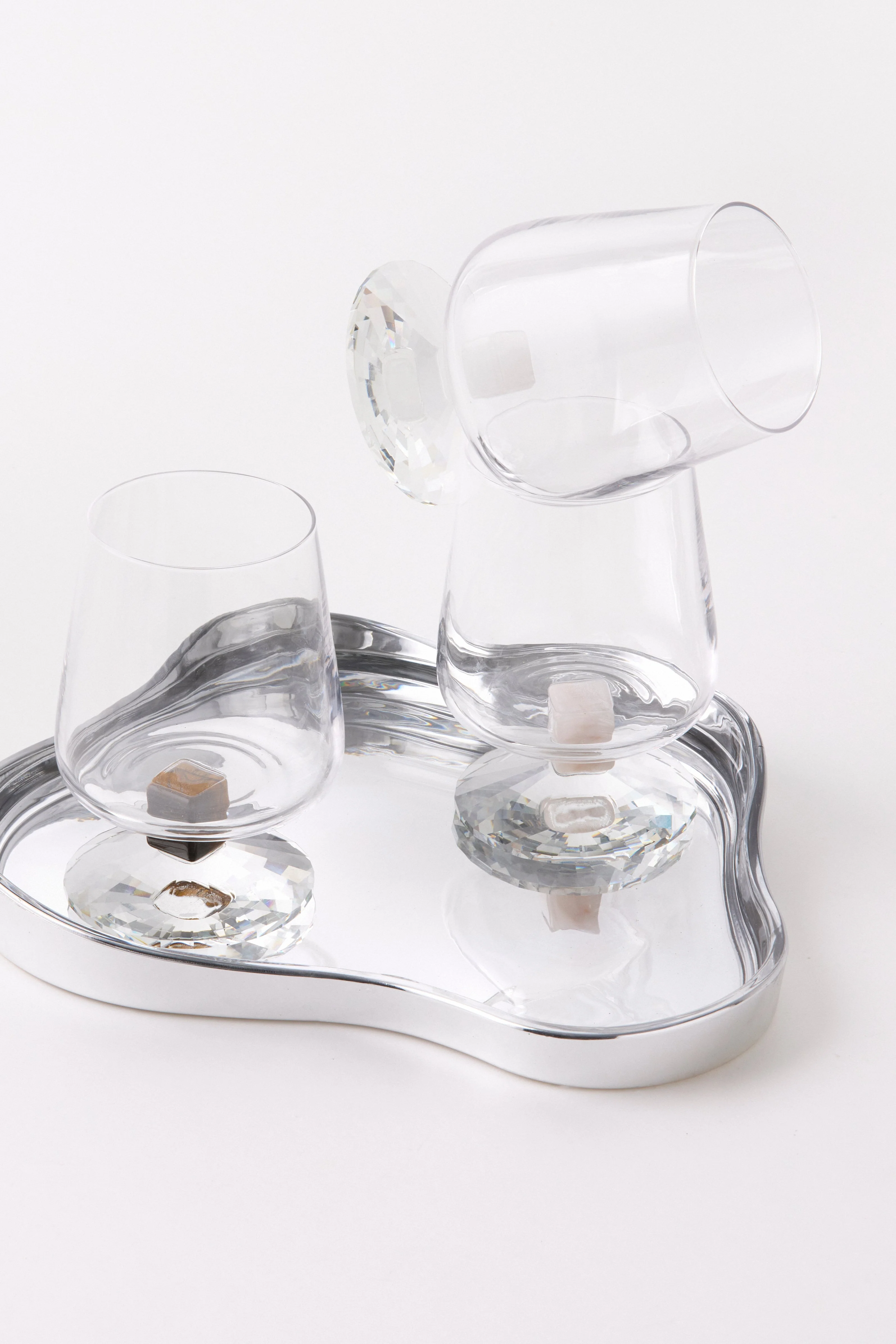 Drikkeglas m. crystal fod, hvid/klar - 450 ml - Image 2