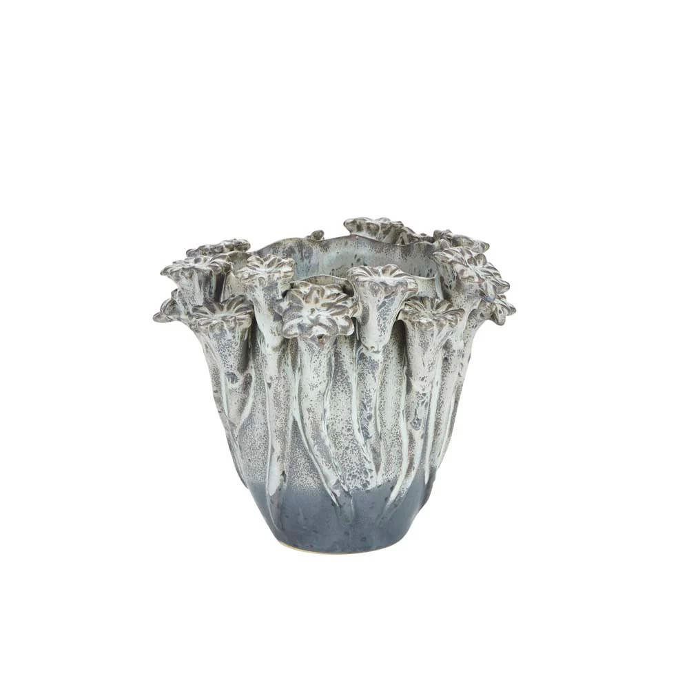 Vase m/ blomster, grå - 16,5x16,5x14 cm.