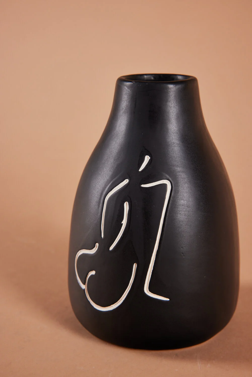 Vase med kvindeskikkelse, sort - H14 cm. - Image 3