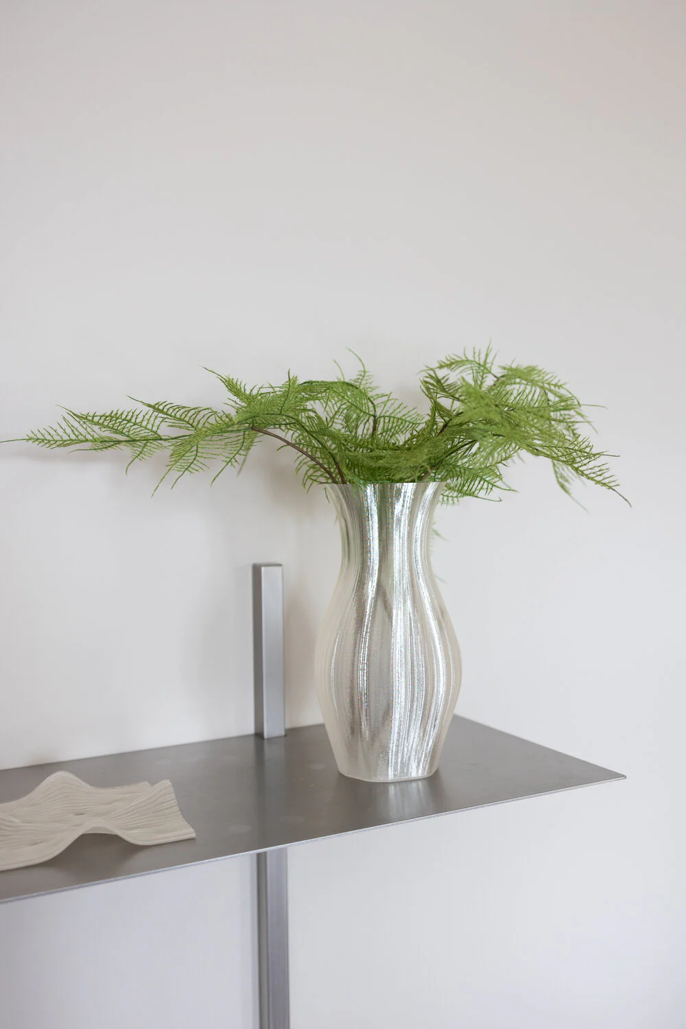 Bloom vase, Ivory - H30 cm. - Image 5