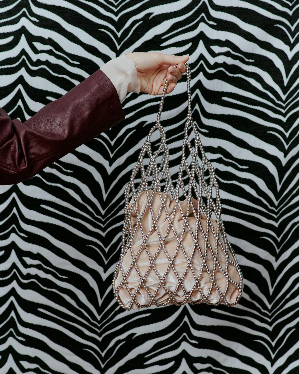 Beaded Chrome taske - silver - Image 3