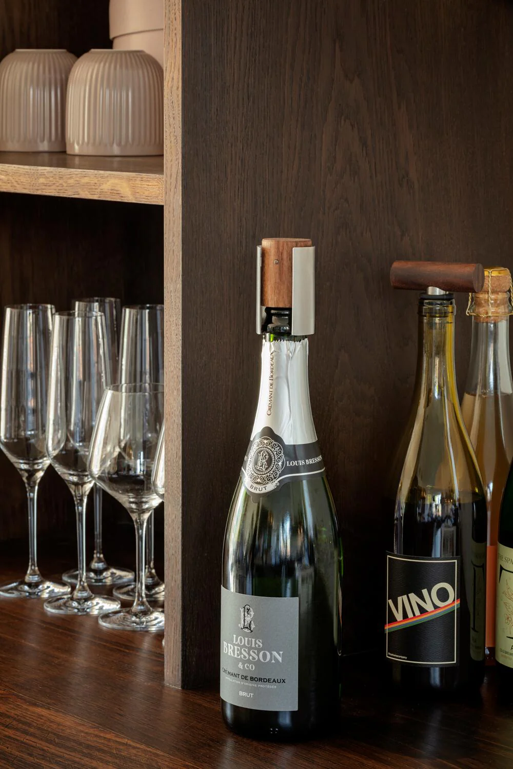 Liquid Lounge champagneprop - Walnut Wood - Image 2