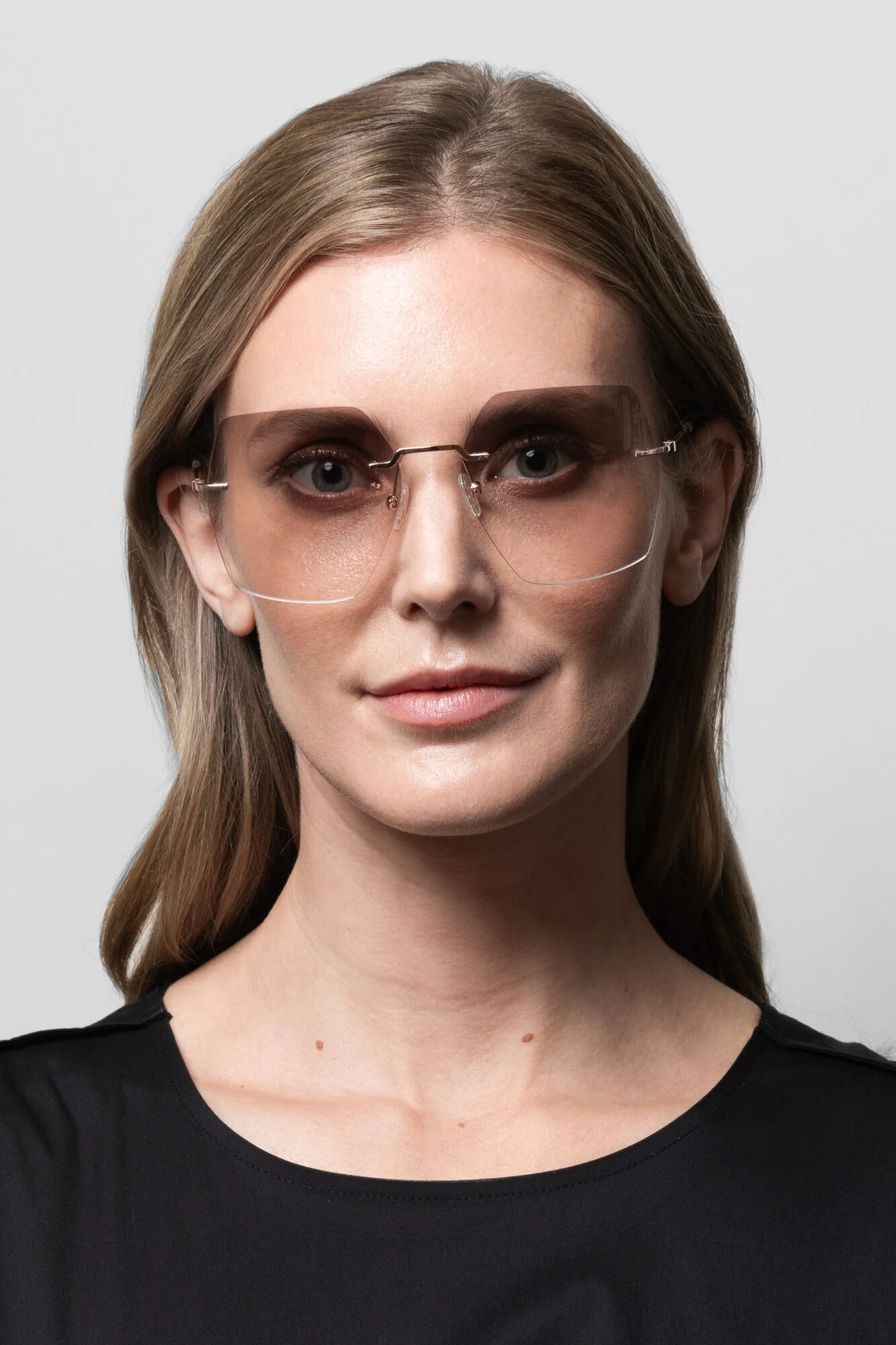 Jennifer Tinted brille - guldfarvet - Image 2