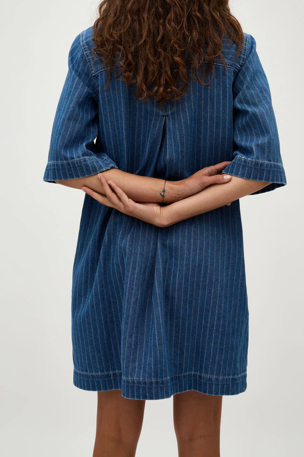 Mira denimkjole - P52 Midt blue stripe - Image 5