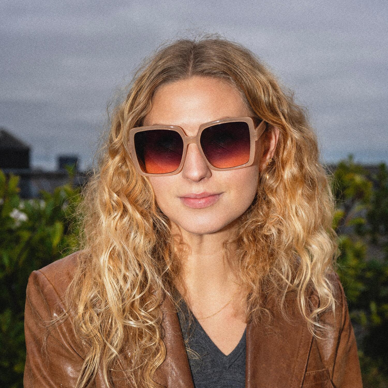 Square XL solbrille - beige - Image 2