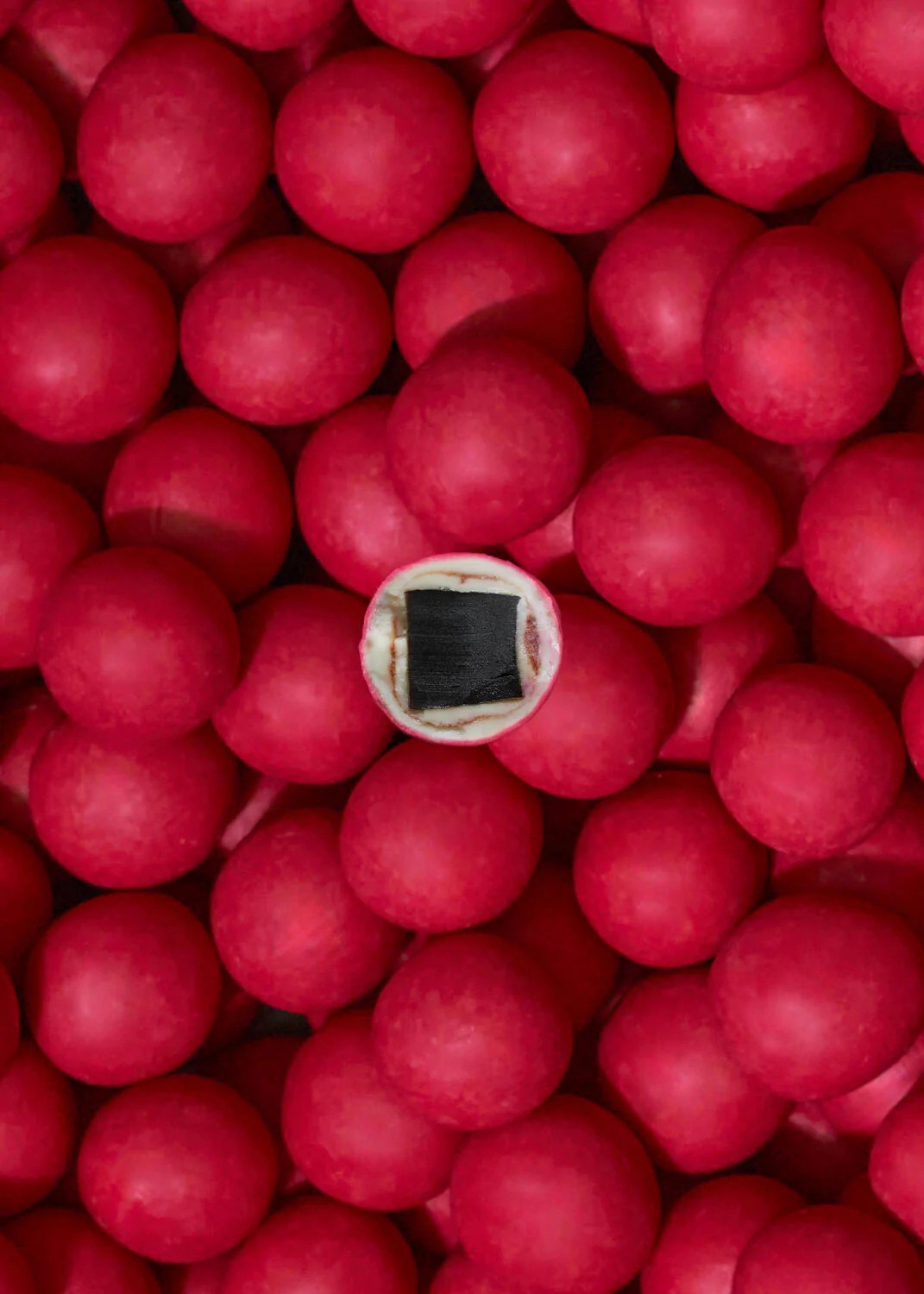 Small Selection Box Love 2026 - Image 4