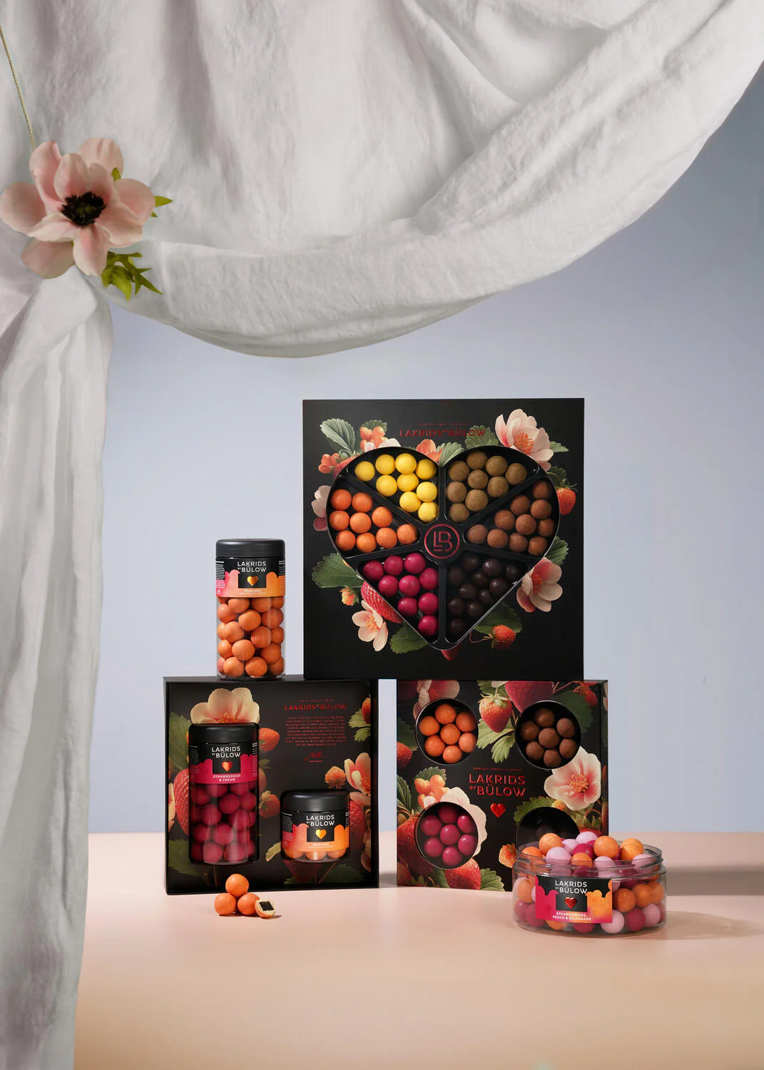 Small Selection Box Love 2026 - Image 7