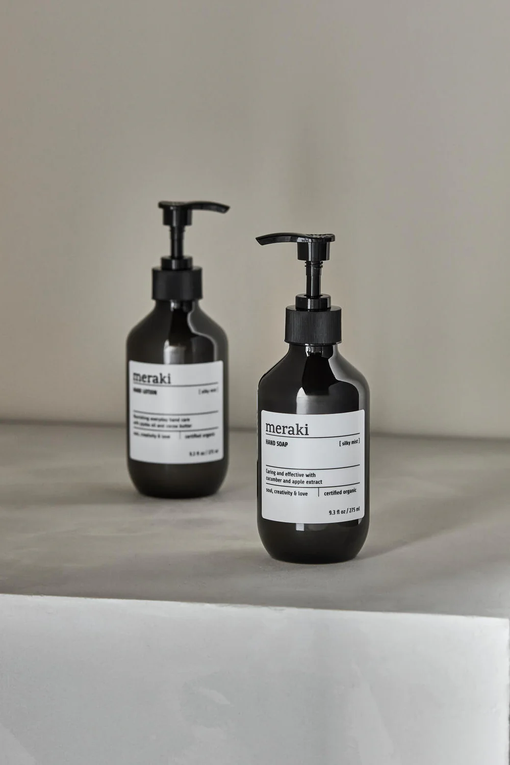 Simple Hand Care gaveæske, Silky Mist - 550 ml - Image 2