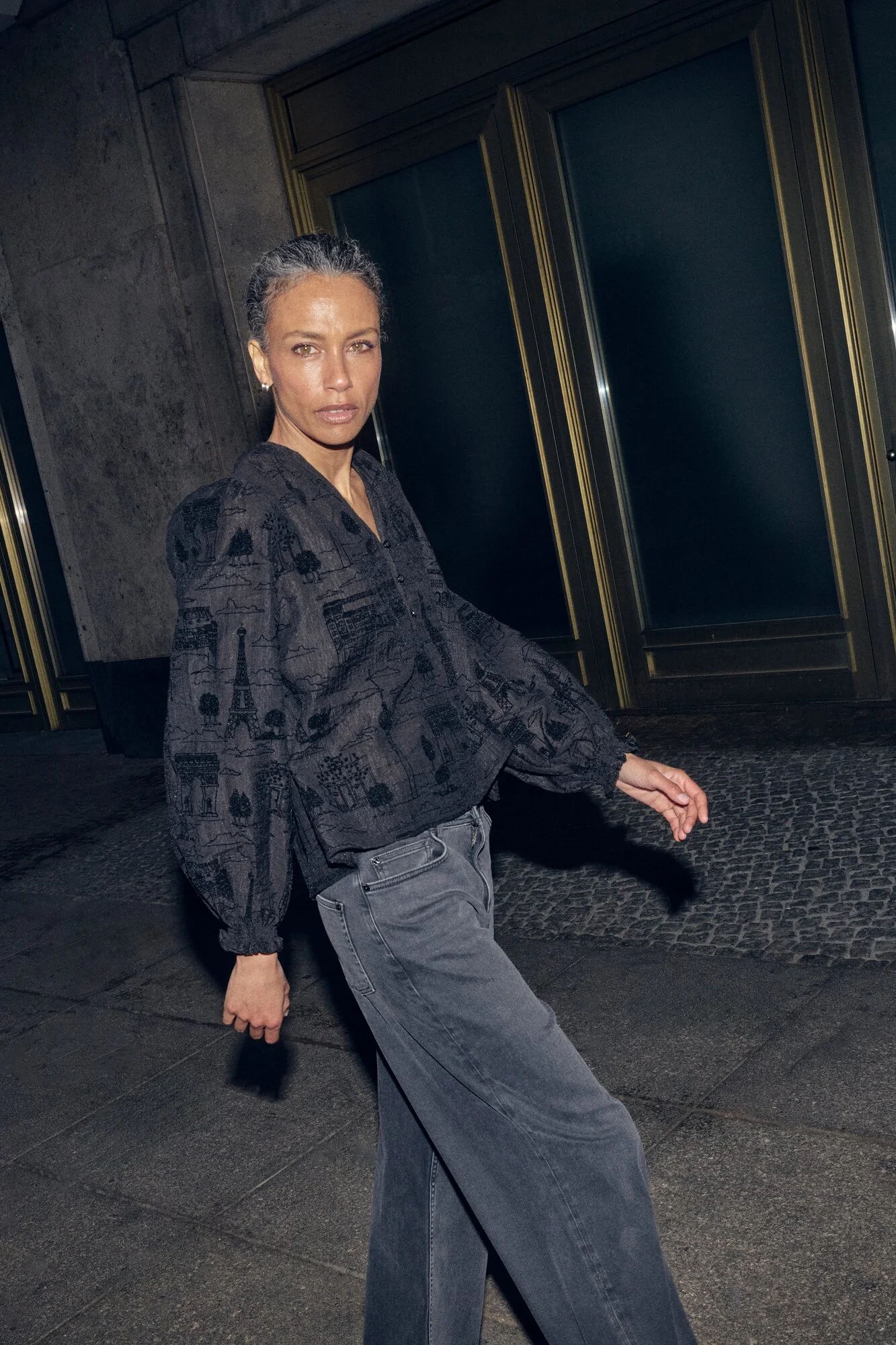 Tazzin Tale Light bluse - sort - Image 6