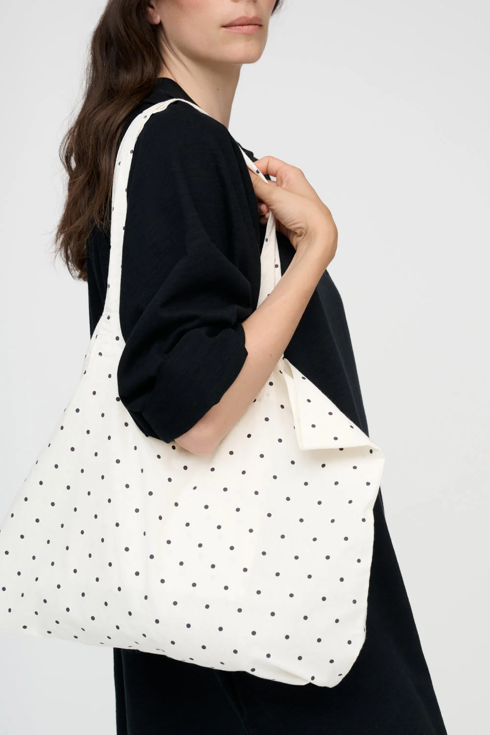 Medium Dot shopper - Ecru/Black Dots - Image 3