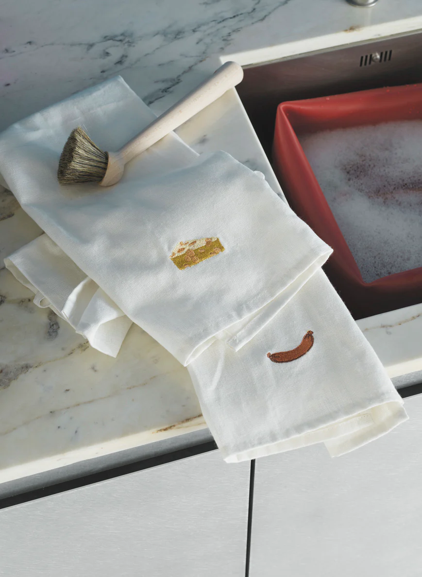 Yummy viskestykke, Sausage - 50x70 cm. - Image 3