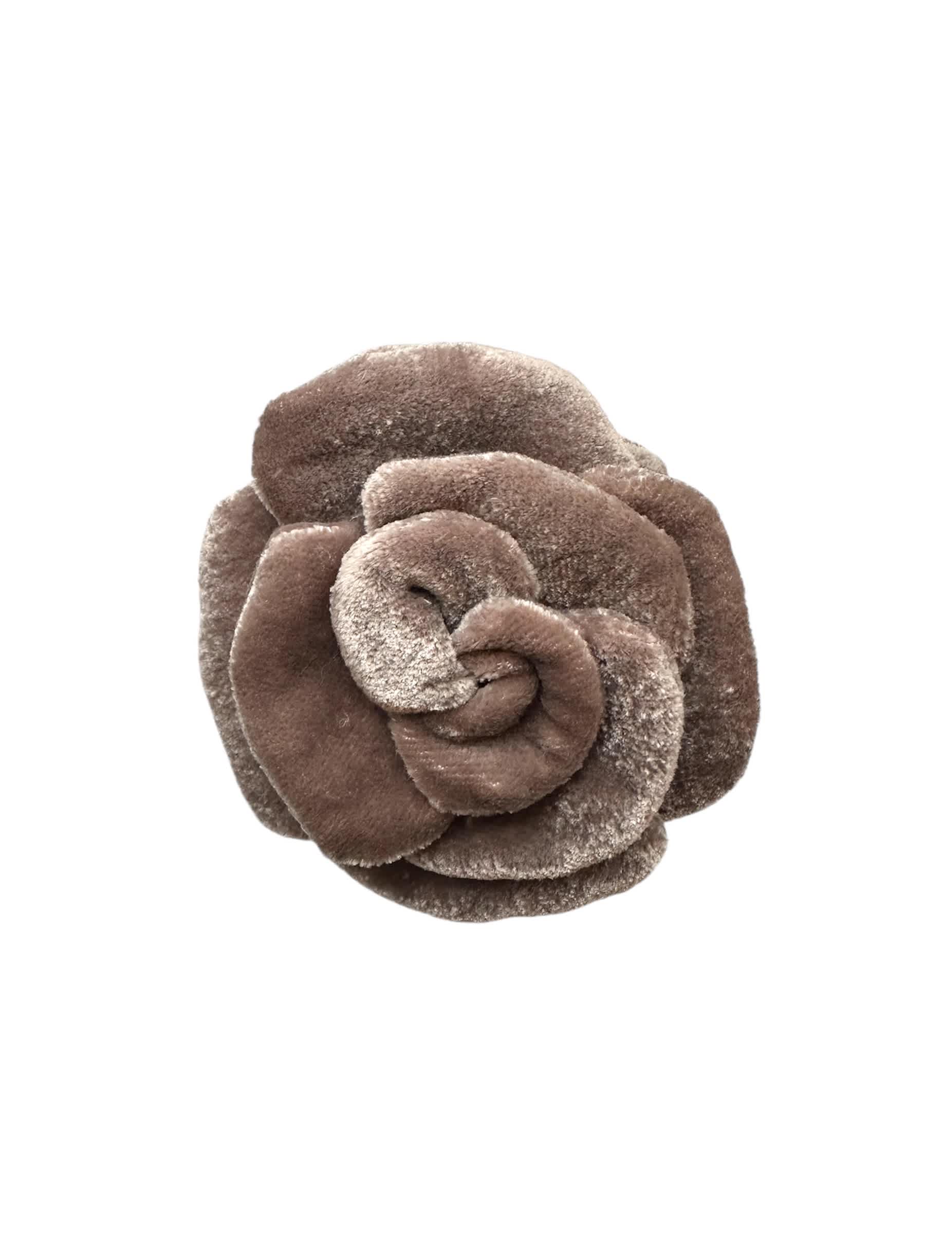 Velvet Rose hårklemme - Taupe