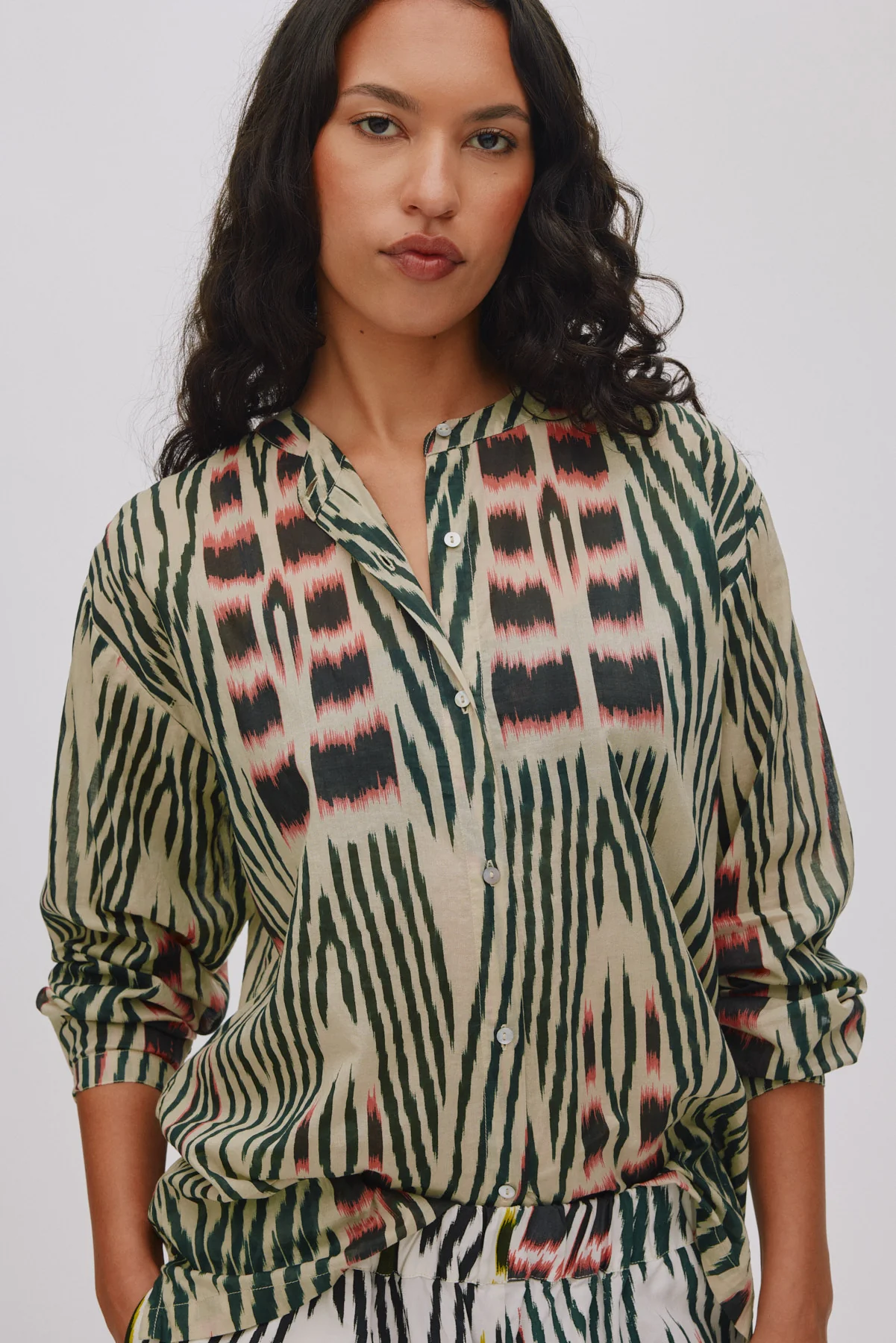 Sibyl Ikat Voile bluse - Forest Pink Sand