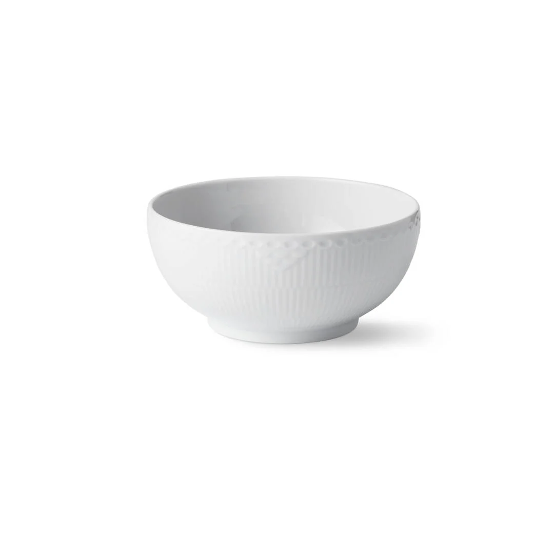 Hvid Riflet Halvblonde skål - Ø18 cm