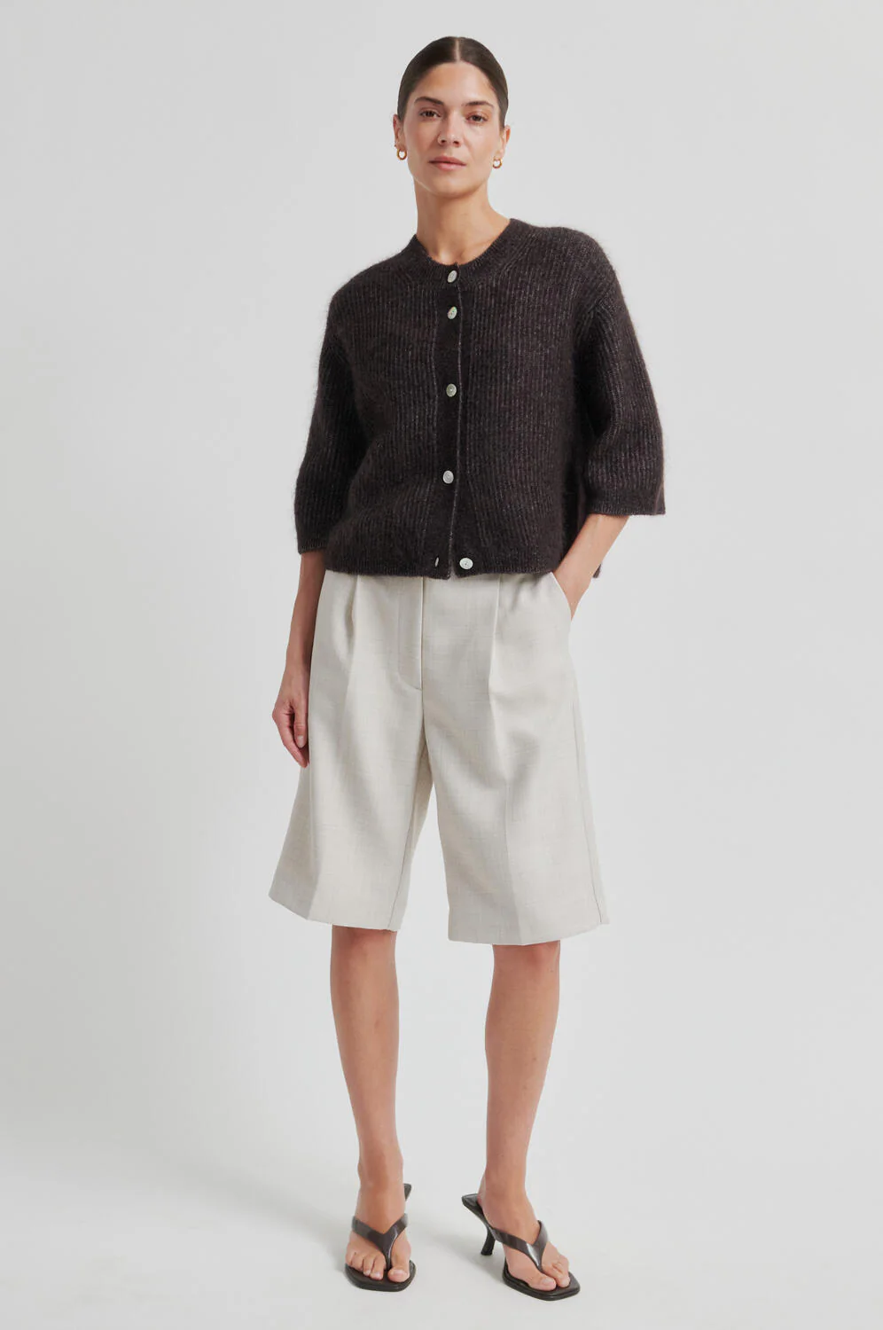 Andrea kortærmet cardigan - Chocolate Torte - Image 4