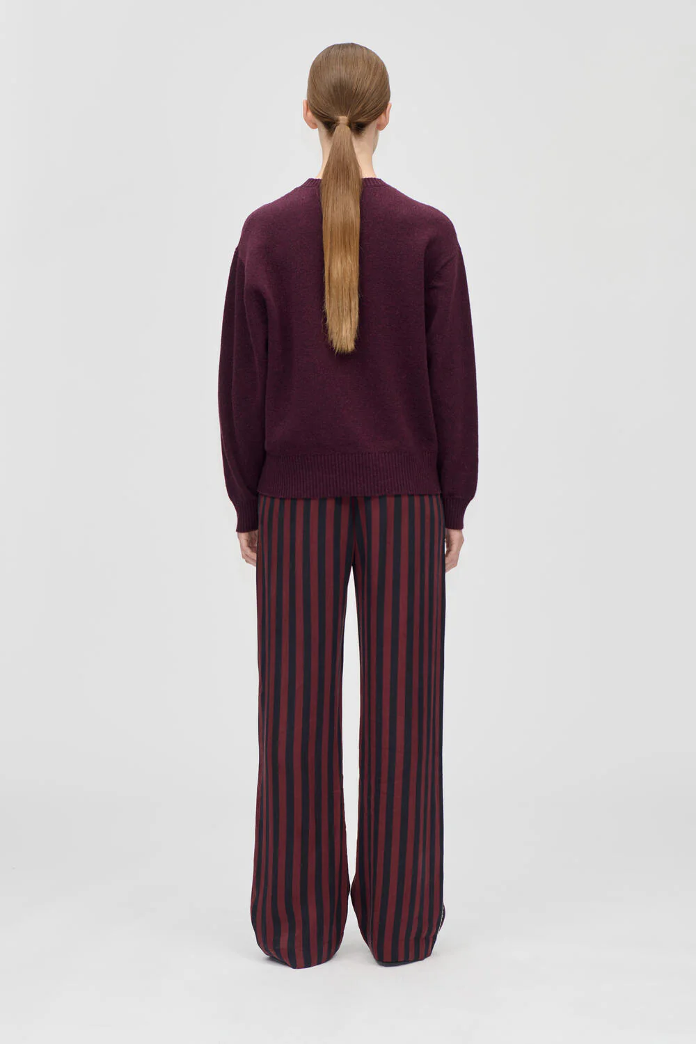Stribede bukser - Navy and Burgundy Wallpaper Stripes - Image 5