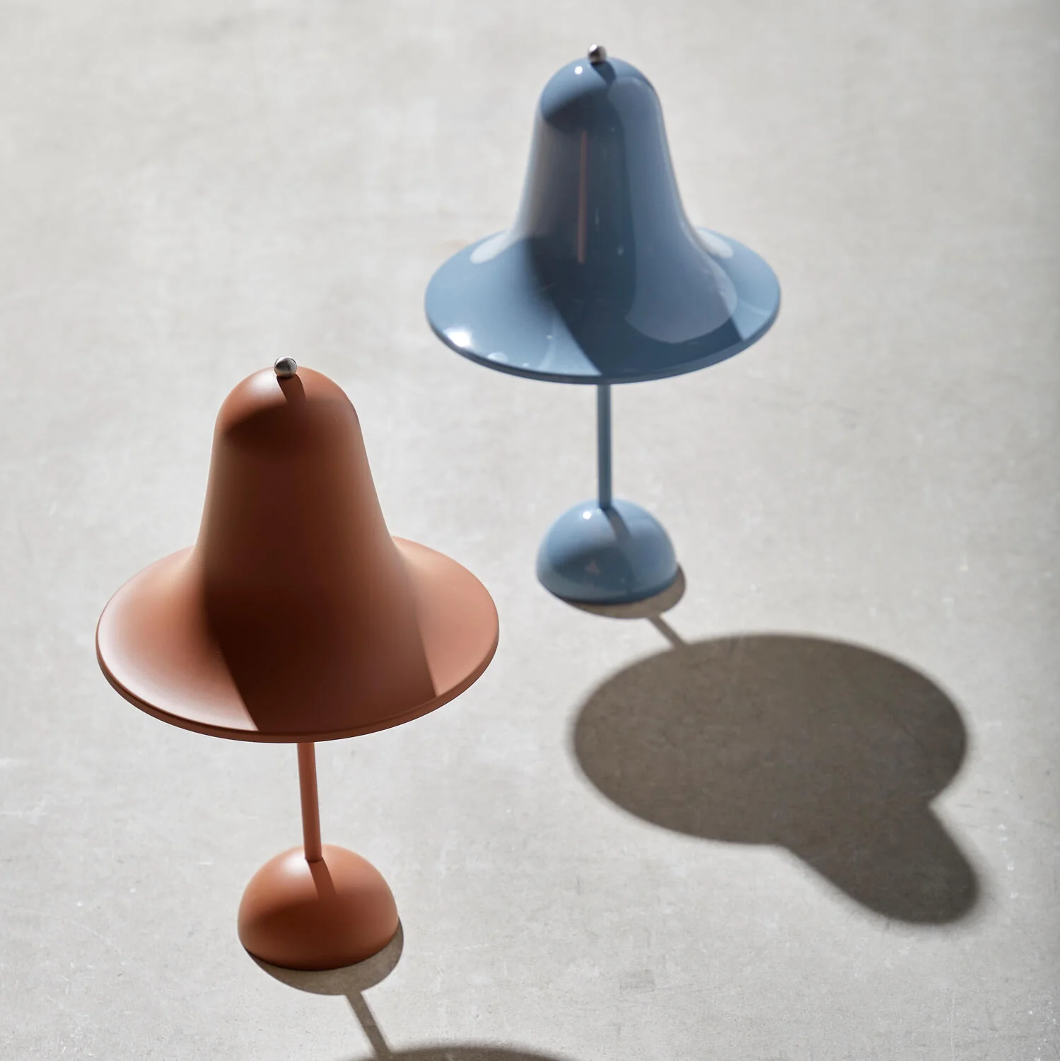 Verner Panton Pantop portable bordlampe - Matt Terracotta - Ø18 - Image 3