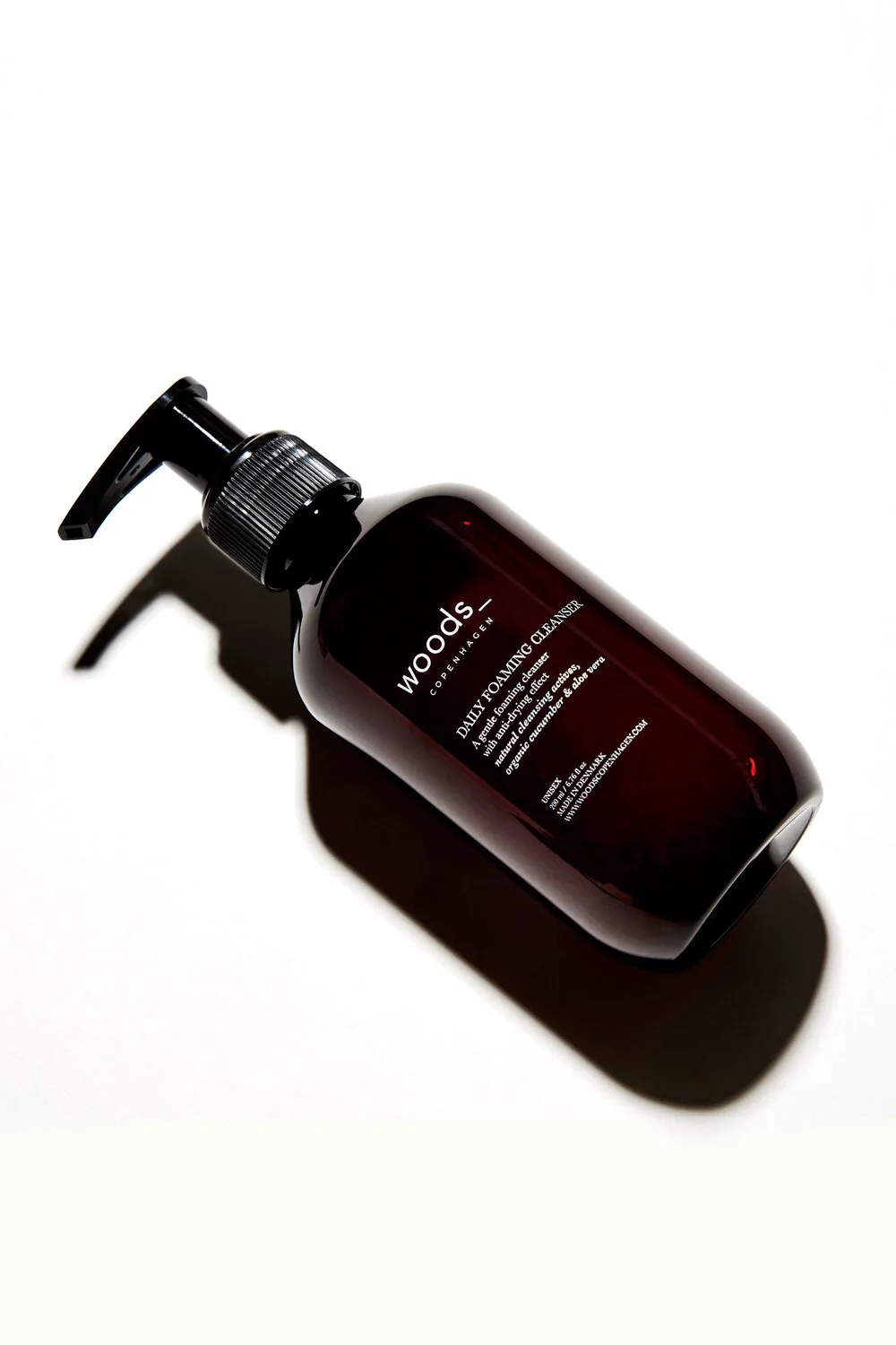 Daily Foaming cleanser - 200 ml. - Image 2